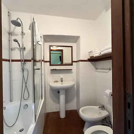 Abbazia Delle Sorelle